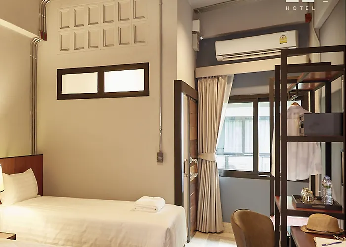 W22 By Burasari Hotel Bangkok