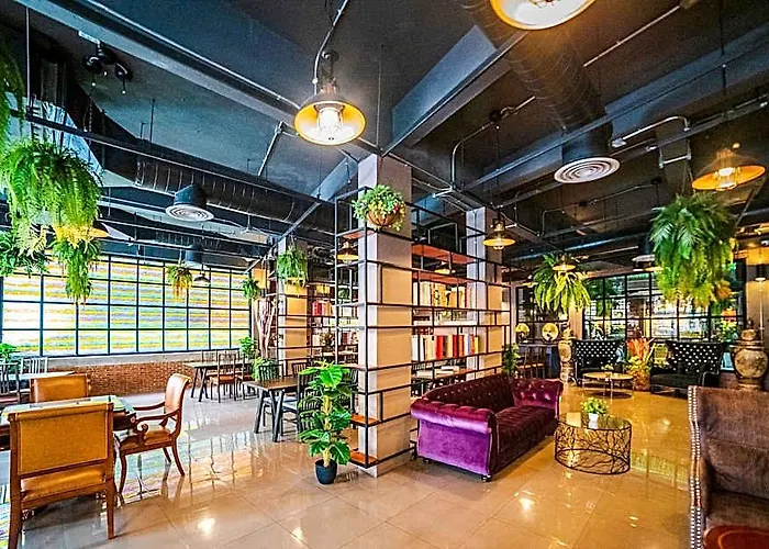 W22 By Burasari 酒店
