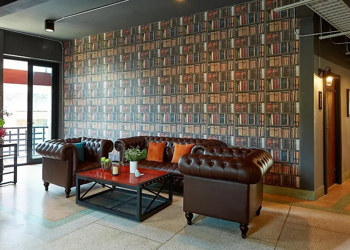 W22 By Burasari Hotel
